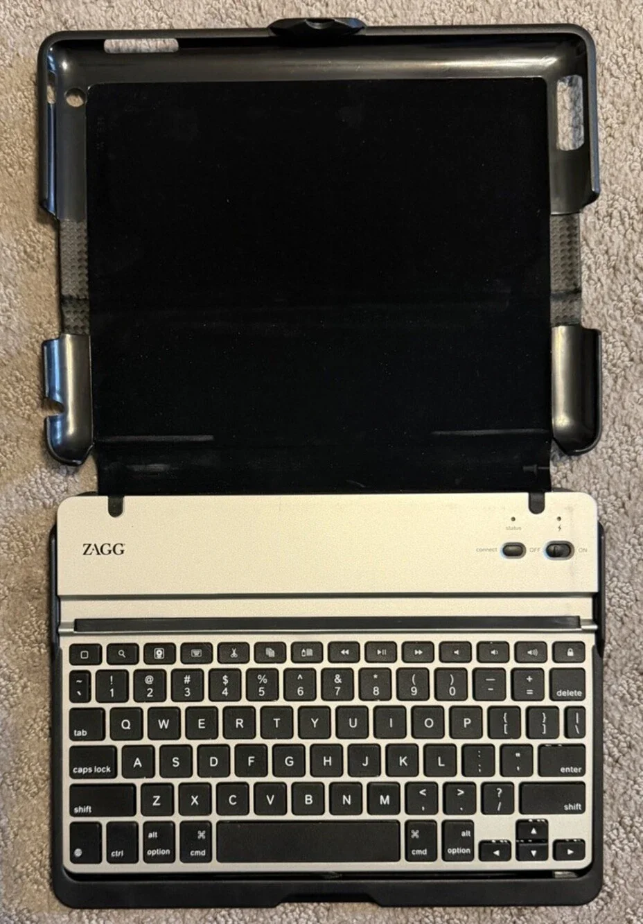 ZaggFolio with Keyboard for iPad 2nd 3rd 4th Gen Bluetooth Black NEW
